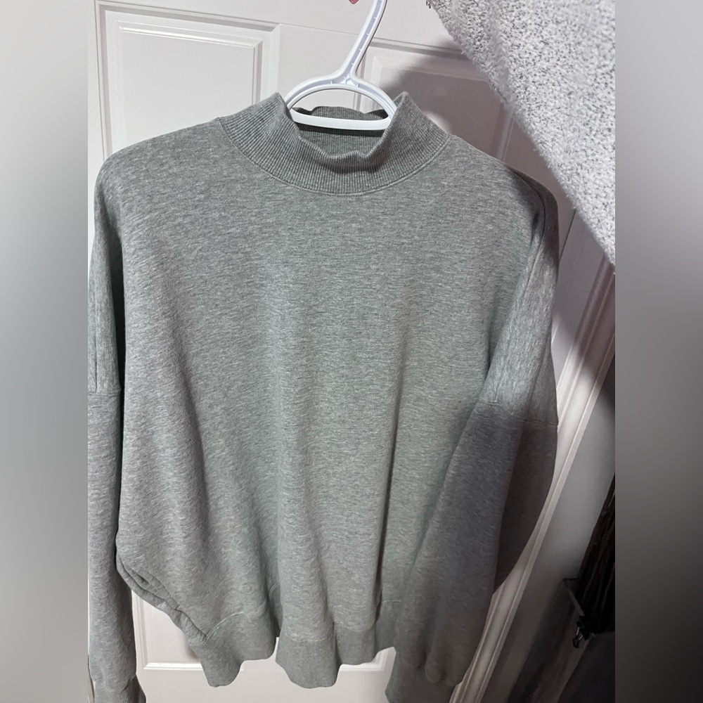 Oversized Sweater with pockets